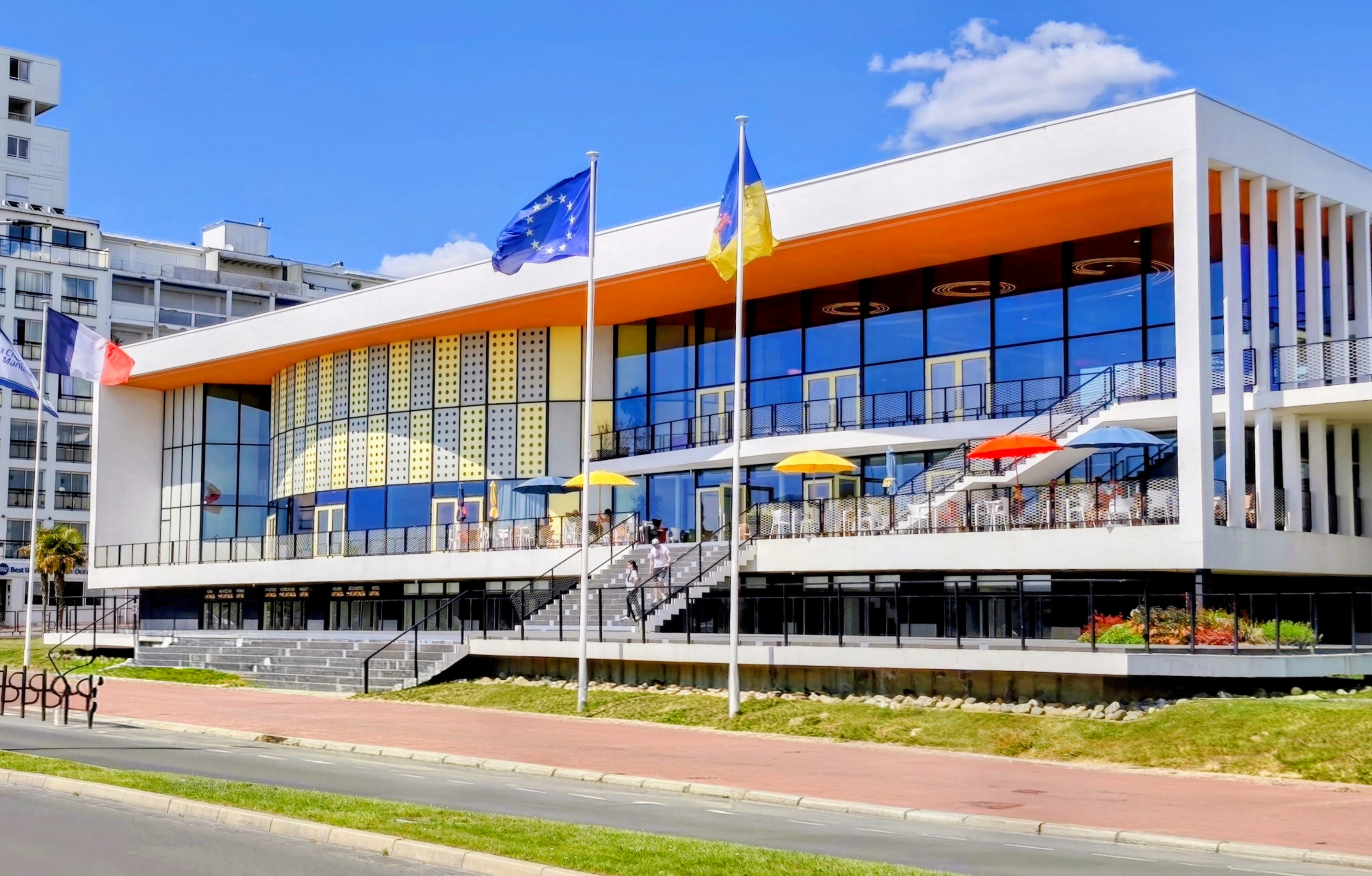 Palais des Congrès de Royan, architecture moderniste
